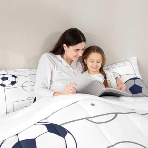 Football Boys Comforter Set King Size, Ball Games Sports Theme Soccer Print Quilt Set for Kids Teens Gamer Room Decor, Football Court Pattern Navy Blue Polyester Bedding Set with 2 Pillowcases