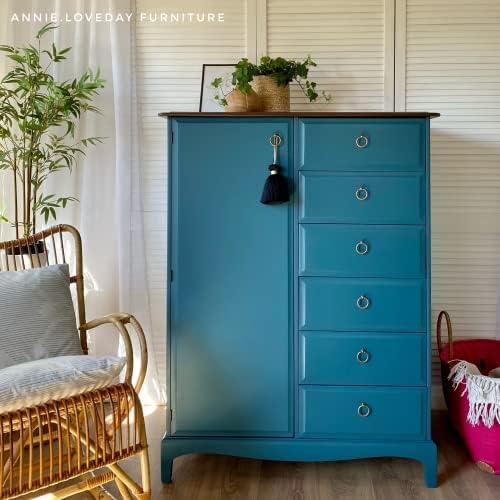 Dixie Belle Paint Company Chalk Finish Furniture Paint - Image 3