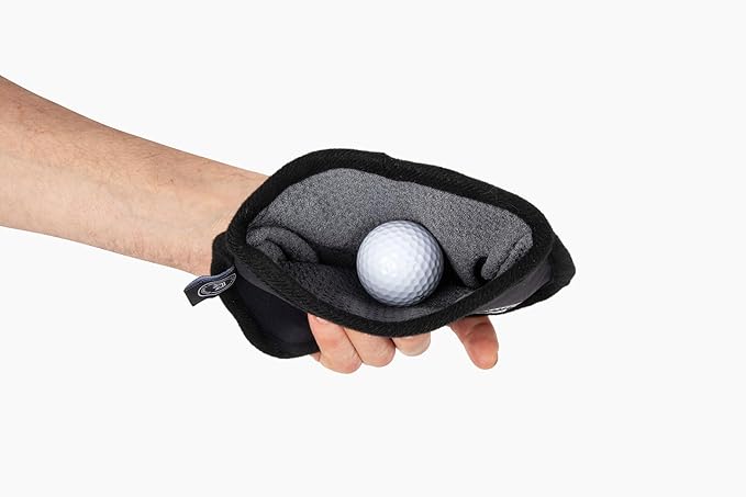 Golf Club Cleaner for Golf Bag, Clip-On Club Cleaner Pouch with Waffle Towel Interior, Wet Inside Dry Outside, Club Cleaner for Golf Bag Use On Course