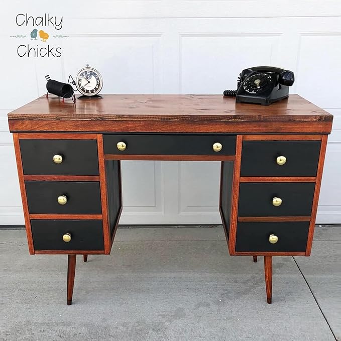 Chalky Chicks All-in-One Chalk Paint - Image 7