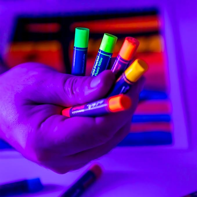 Mont Marte Fluoro Oil Pastels Signature 12pc, 12 Assorted Colors, Vibrant Oil - Image 5