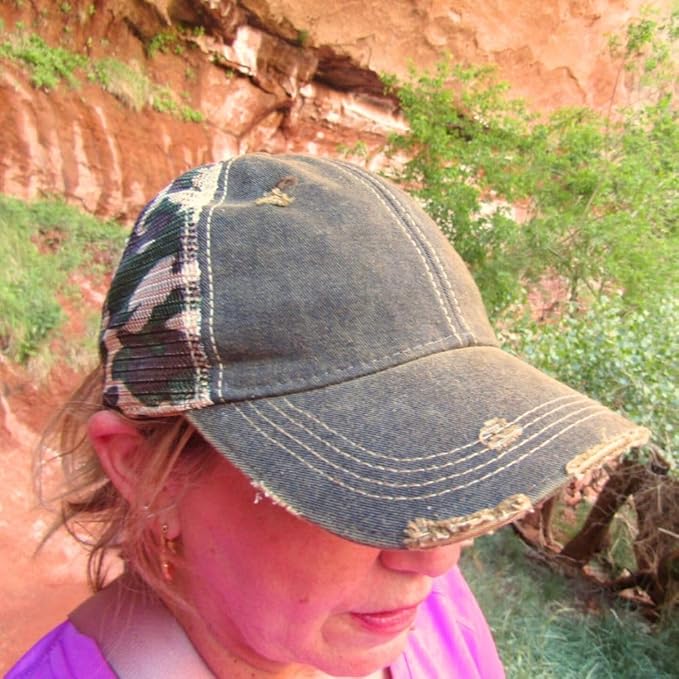 Vintage Distressed Baseball Cap – Unstructured Fit Adjustable Snapback Hat for Men & Women