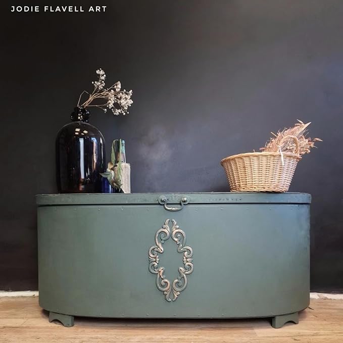 Dixie Belle Paint Company Chalk Finish Furniture Paint – Briar Patch – Matte - Image 4