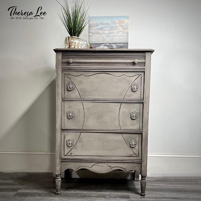 Dixie Belle Paint Company Chalk Finish Furniture Paint - Image 6