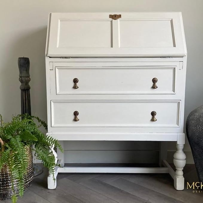 Dixie Belle Paint Company Chalk Finish Furniture Paint – Gardenia – Matte Chic - Image 5