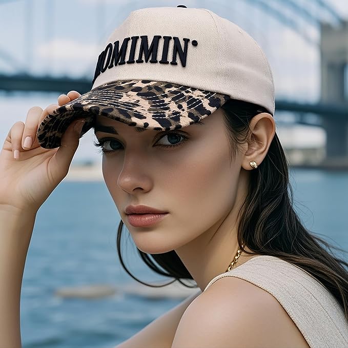 Women’s Mommin Trucker Hat – Vintage Two-Tone Ponytail Baseball Cap, Embroidered Adjustable Hat, Great Gift for Mom & Women