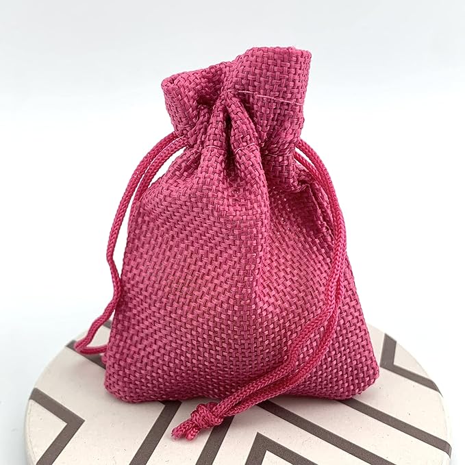 Palmhomee Pack of 25 Burlap Gift Bags - Image 4
