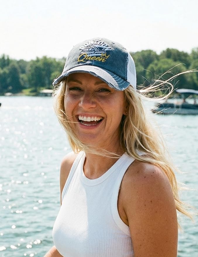 InnoBeta Pontoon Queen Hat, Boat Captain Gifts for Women, Pontoon Accessories Baseball Cap, for Pontoon Owners
