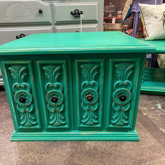 Chalky Chicks All-in-One Chalk Paint - Image 9