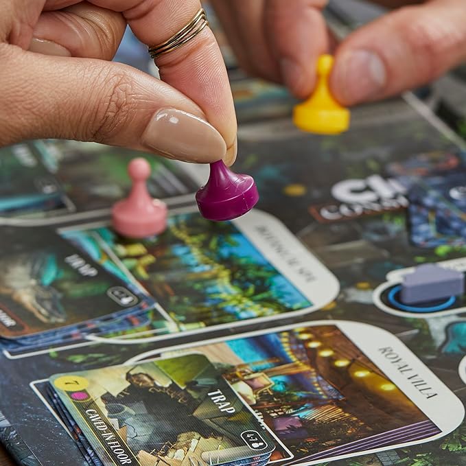 Hasbro Gaming Clue Conspiracy Board Game - Image 8