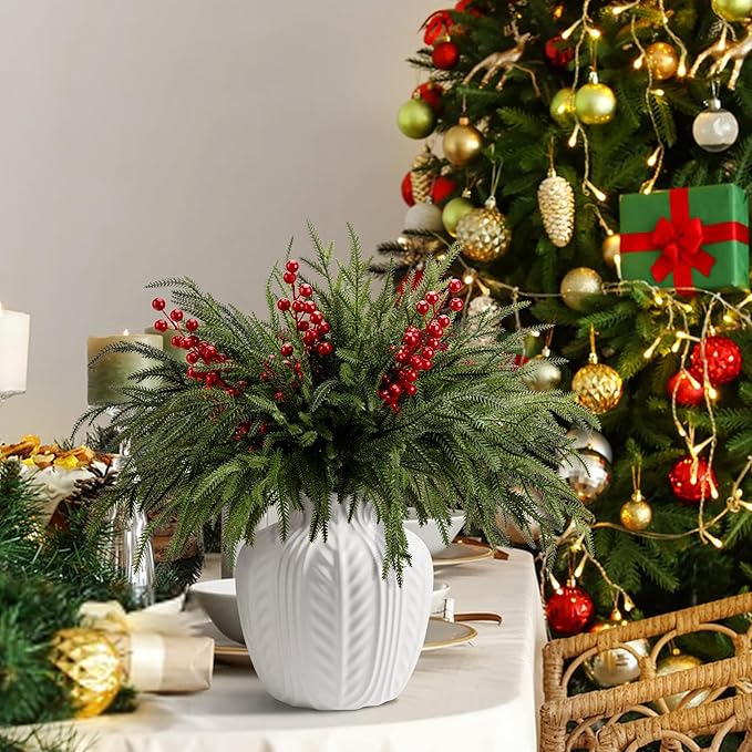 15 Pcs Christmas Norfolk Pine Branches - Image 5