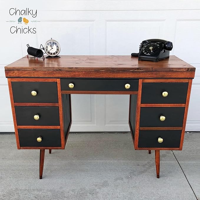 Chalky Chicks All-in-One Chalk Paint - Image 8